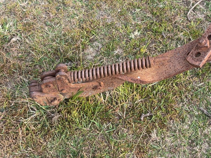 case-centennial-2-bottom-plow-image-10