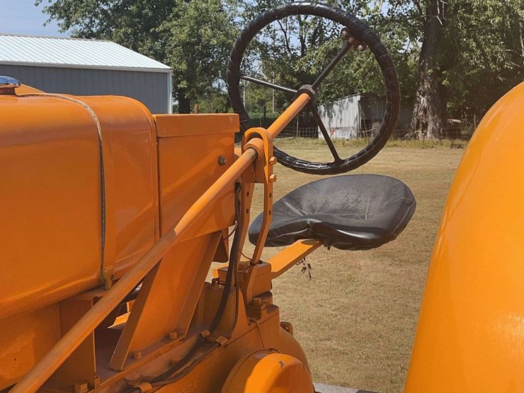 minneapolis-moline-ztu-image-40