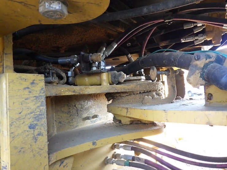 2017-caterpillar-950m-image-16