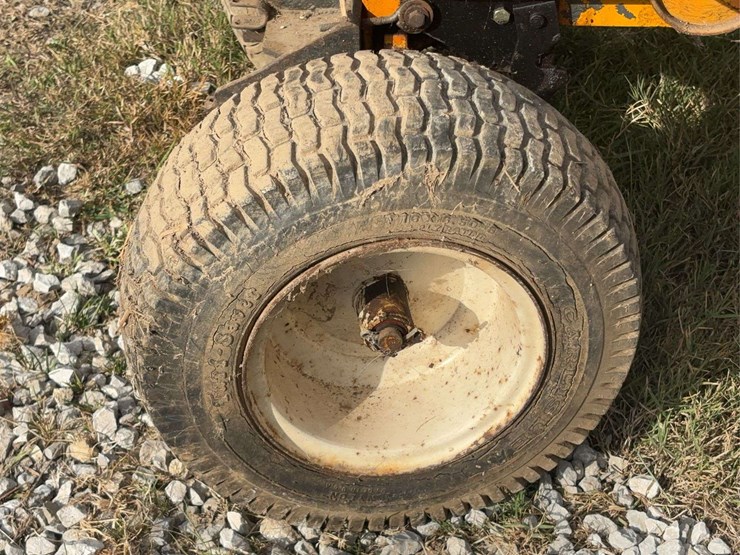 minneapolis-moline-110-hydro-image-22