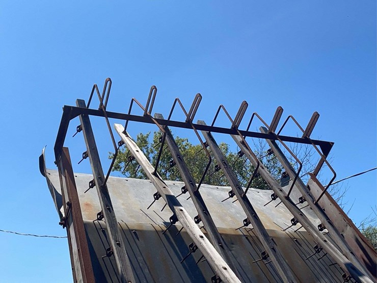 avery-hayhawk-hay-loader-image-8