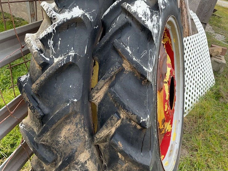 (2)-rear-tires-and-rims-image-5