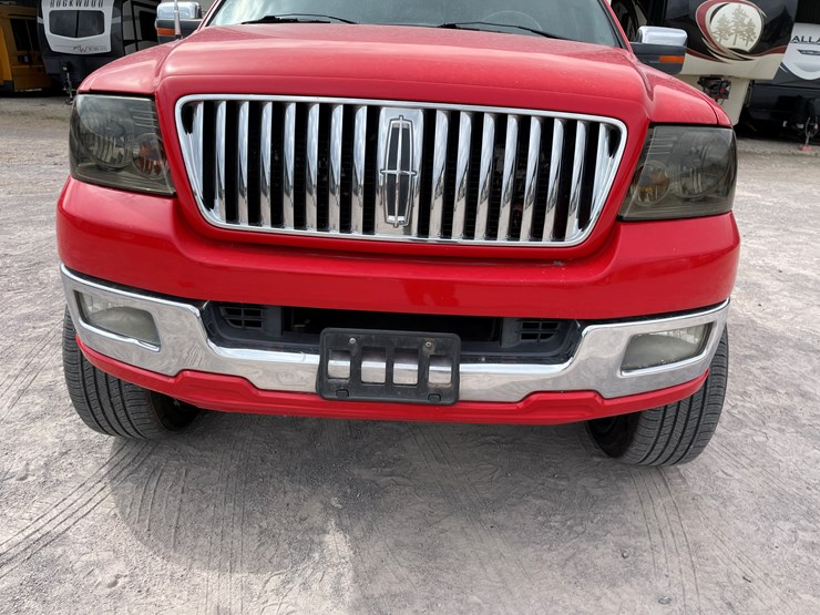 #502-•-2006-lincoln-mark-lt-(has-nm-title)-image-6