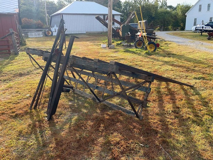 wooden-hay-loader-image-5