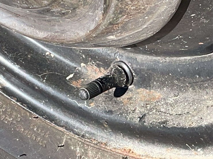 1952-chevrolet-deluxe-image-17