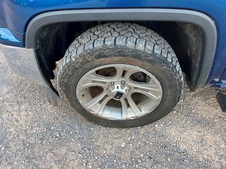 2017-gmc-sierra-1500-image-13