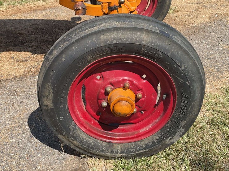 minneapolis-moline-445-image-16