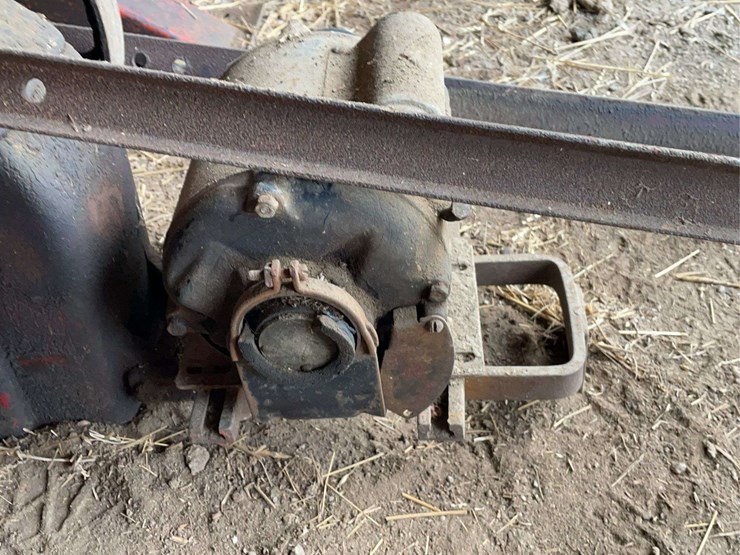 pump-jack-and-electric-motor-image-11