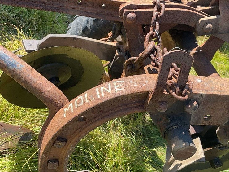moline-2-bottom-plow-image-23