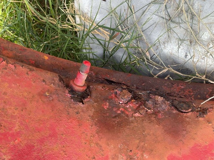 (2)-rear-tractor-tires-image-8