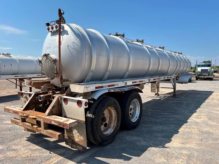 2017-troxel-150-bbl-aluminum-vacuum-trailer-image-5