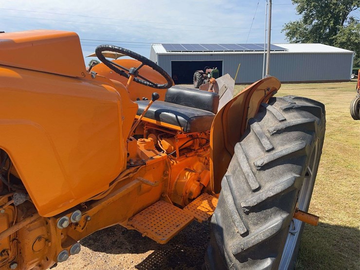 minneapolis-moline-445-image-45