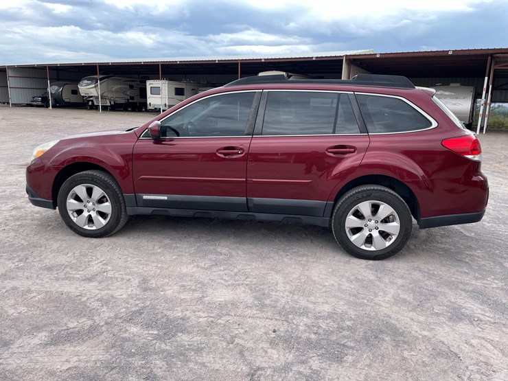 #500-•-2012-subaru-outback-(nm-title-in-delay)-image-8