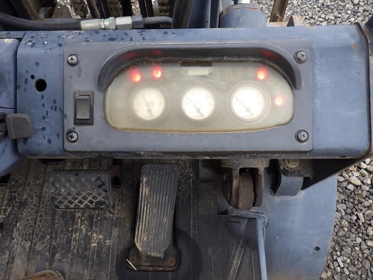 doosan-g25e-forklift-image-25