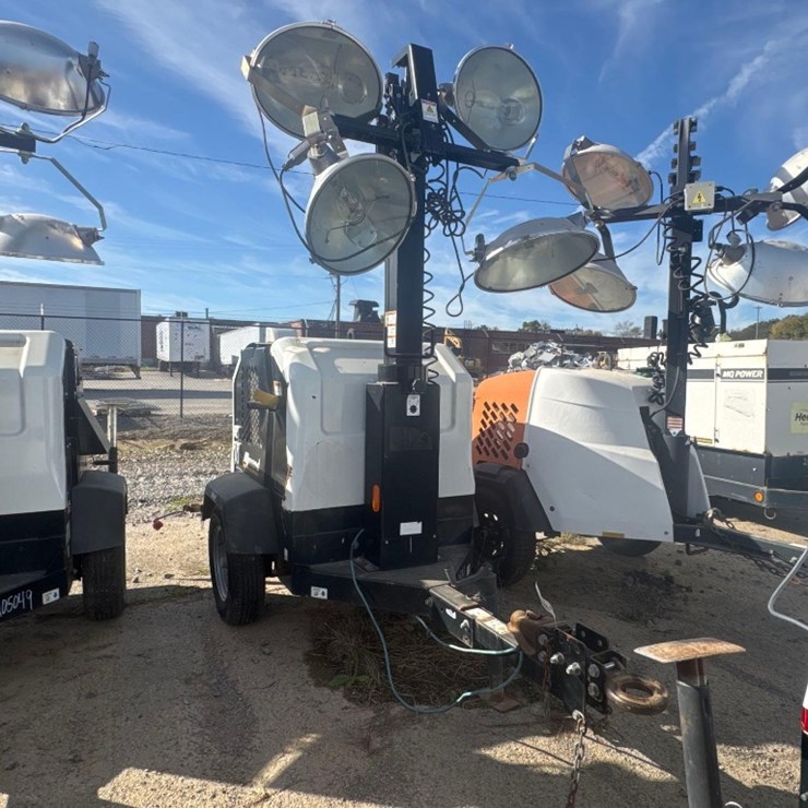 2019 ALLMAND NIGHT-LIFE V SERIES LIGHT PLANT
