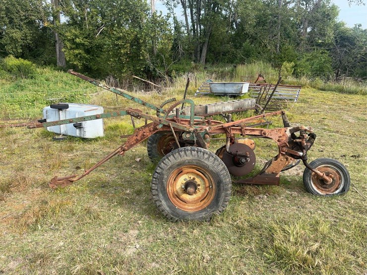 case-centennial-2-bottom-plow-image-2