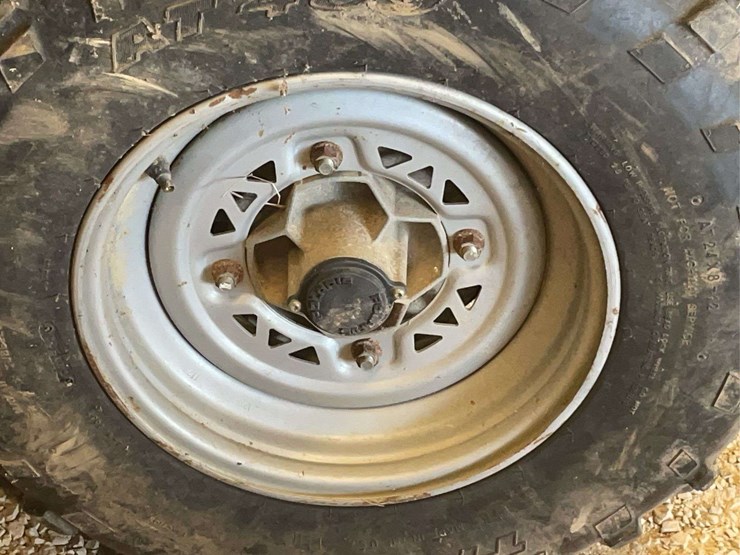 polaris-330-four-wheeler-image-18