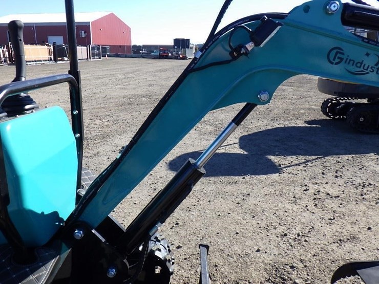 2025-cfg-qh12r-hydraulic-excavator-image-11
