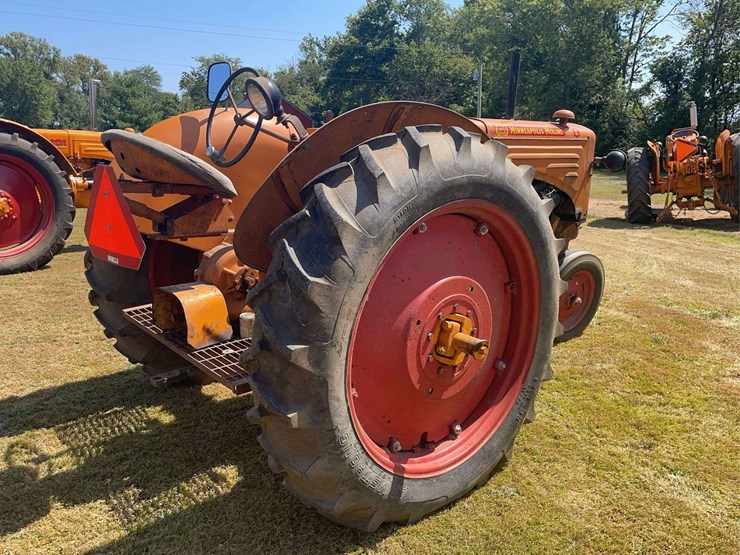 minneapolis-moline-ztu-image-3