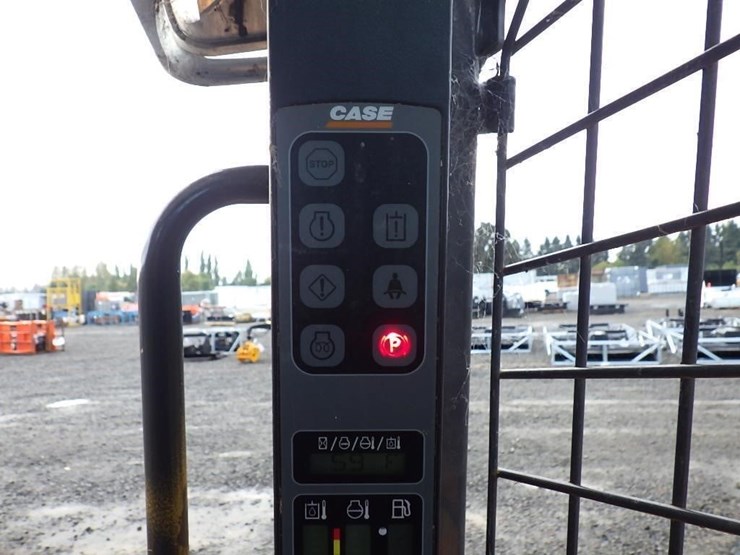 2011-case-sr200-image-24
