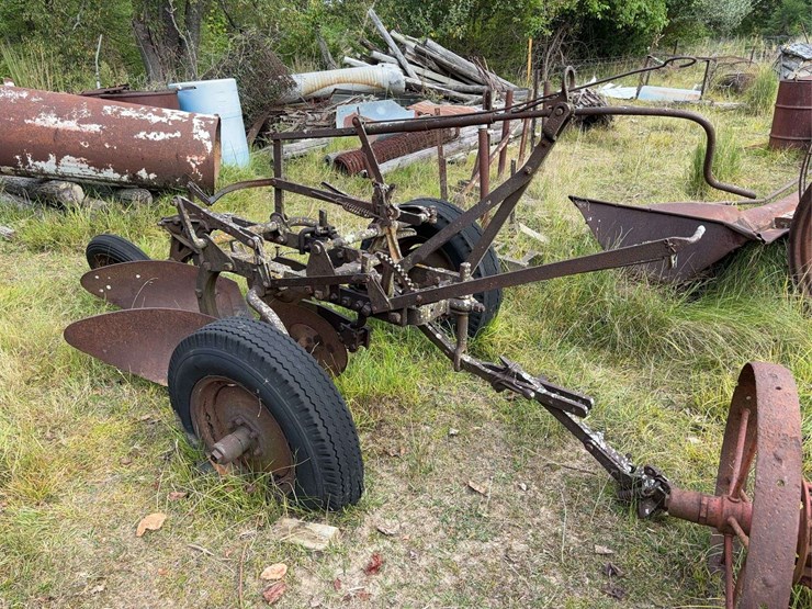 2-bottom-plow-image-1