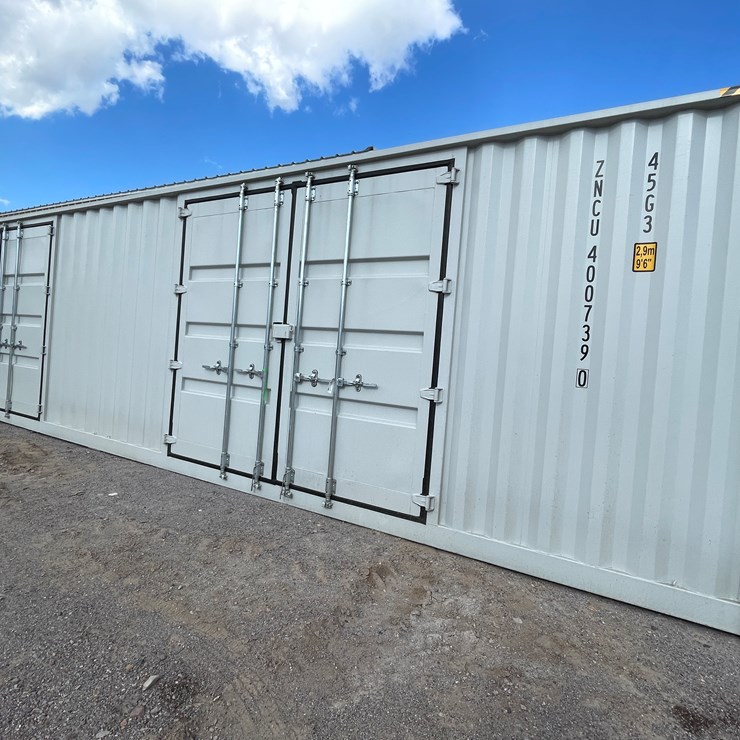 #1000 • 40' High Cube Multi-Door Container