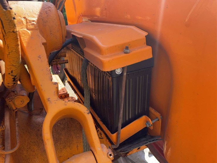 minneapolis-moline-445-image-62