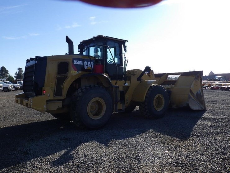 2017-caterpillar-950m-image-5
