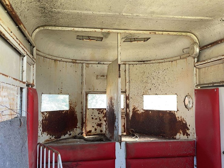 turnbow-horse-trailer-image-29