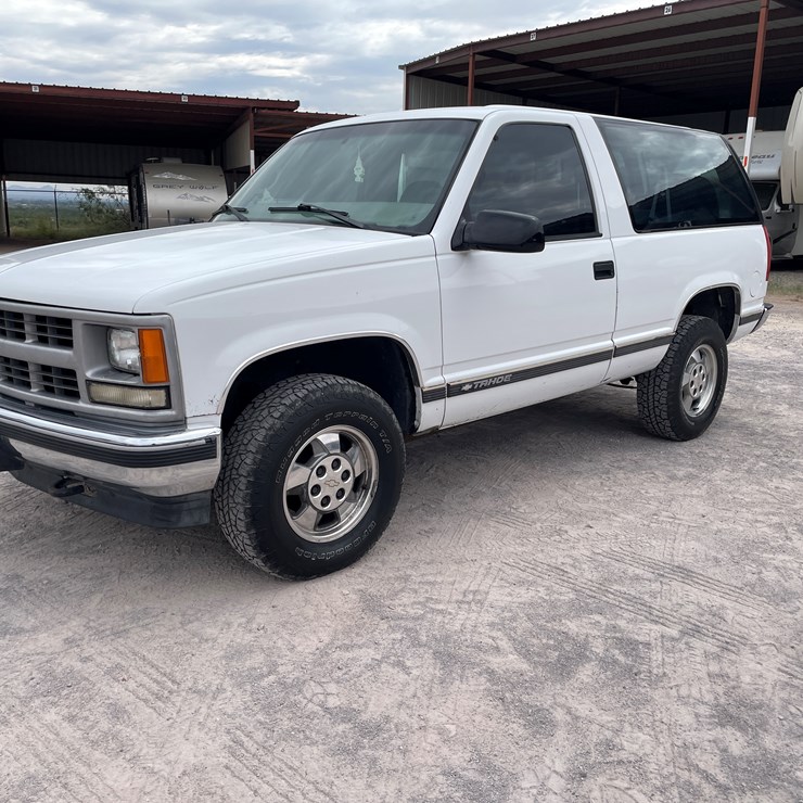 #515 • 1999 Chevy Tahoe (NM Title in Delay)