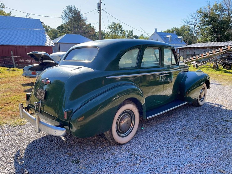 1940-buick-eight-special-image-5