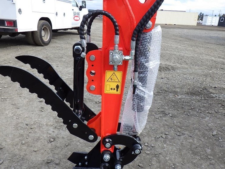 2025-tpm-tpm-16-hydraulic-excavator-image-13