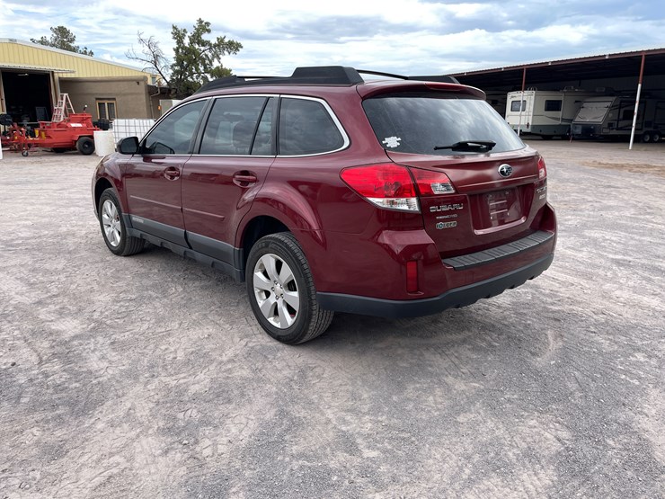 #500-•-2012-subaru-outback-(nm-title-in-delay)-image-7