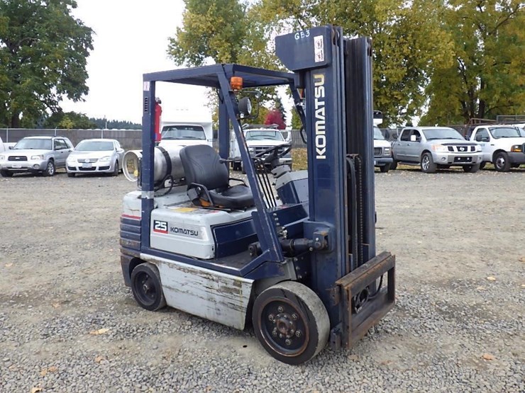 komatsu-fg25st-11-image-3