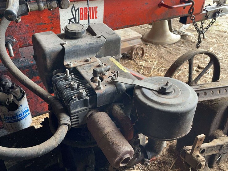 log-splitter-image-16