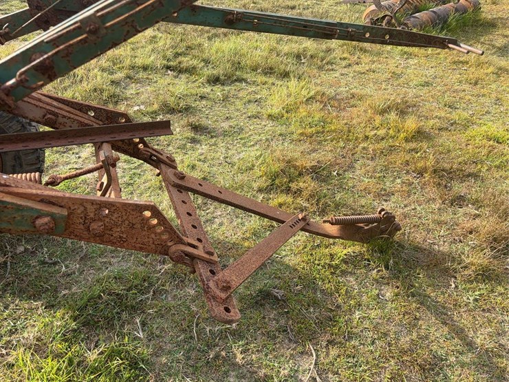 case-centennial-2-bottom-plow-image-29