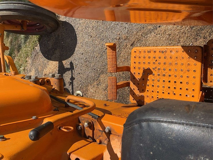 minneapolis-moline-445-image-53