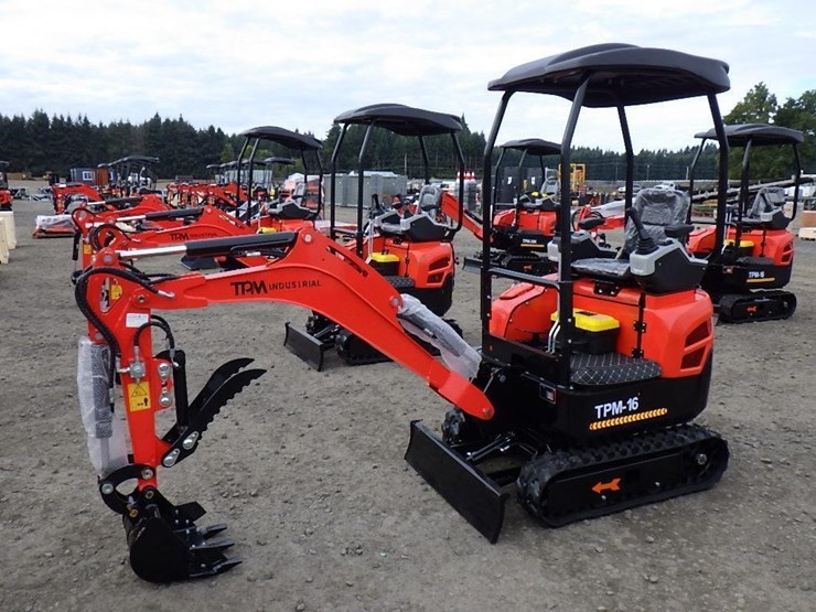 2025-tpm-tpm-16-hydraulic-excavator-image-1