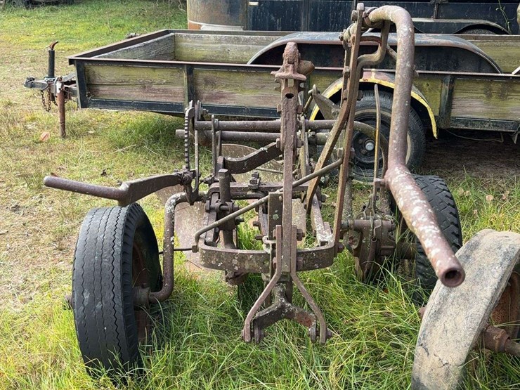 2-bottom-plow-image-2