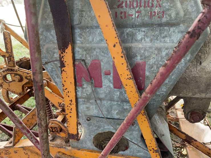 minneapolis-moline-8ft-grain-drill-image-20