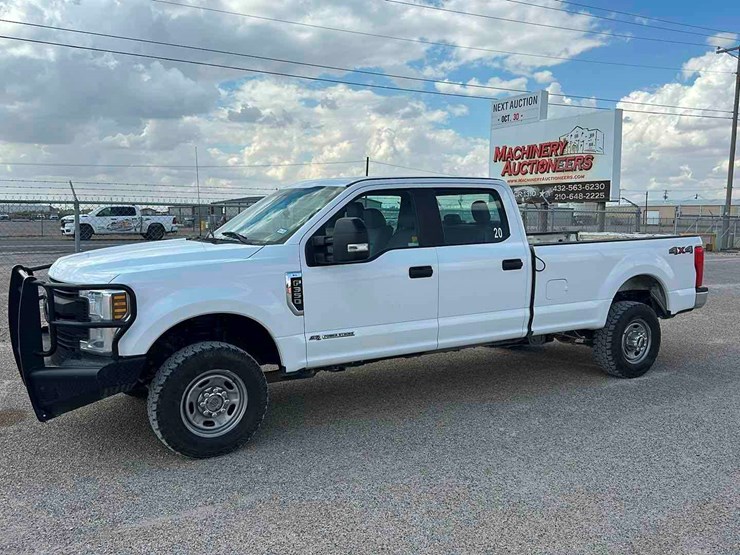 2018-ford-f350-image-1