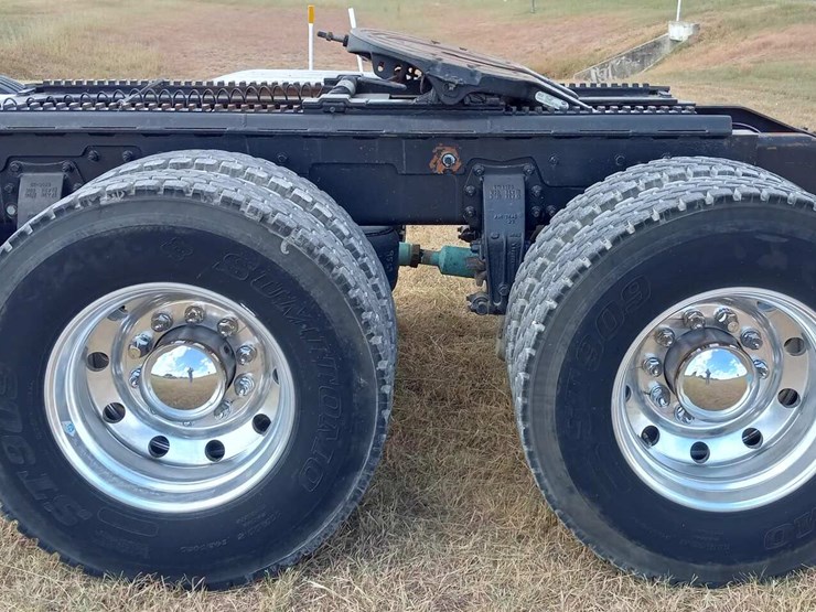 2000-kenworth-w900l-image-14
