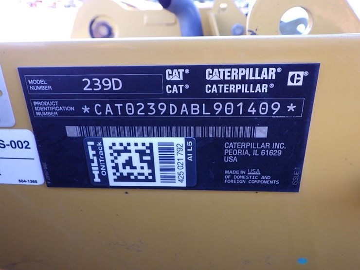 2017-caterpillar-239d-image-38