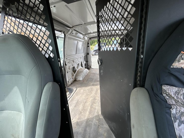 2006-ford-e350-image-43