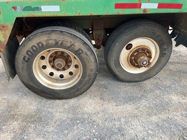 2012-chandler-130-bbl-steel-vacuum-trailer-image-10