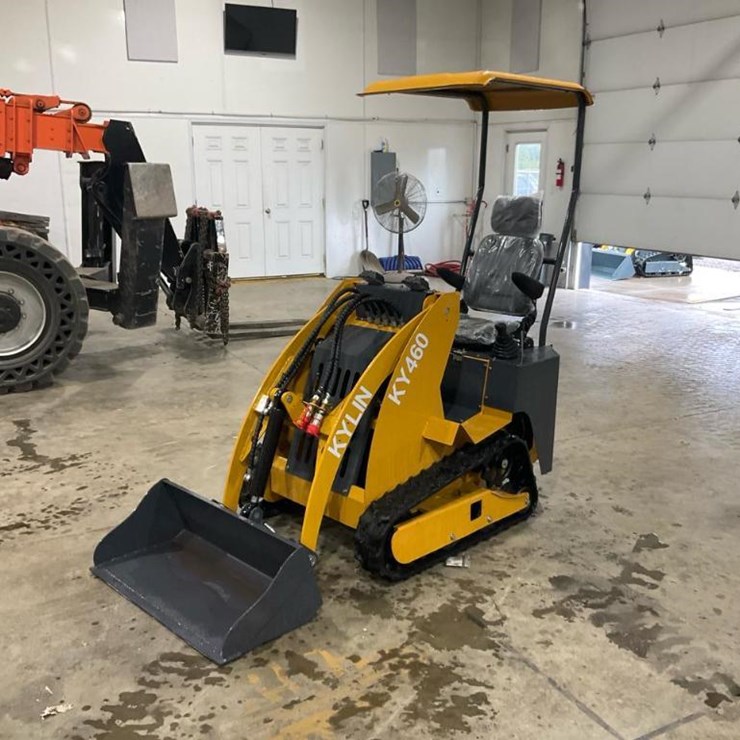 #1020 • Unused KY460 Mini Skid Steer