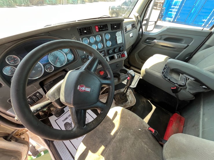 2018-kenworth-t800-image-9
