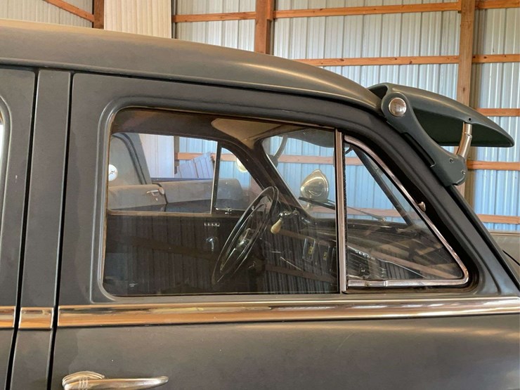 1949-dodge-coronet-image-16