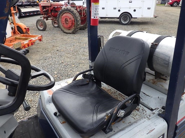 komatsu-fg25st-11-image-22