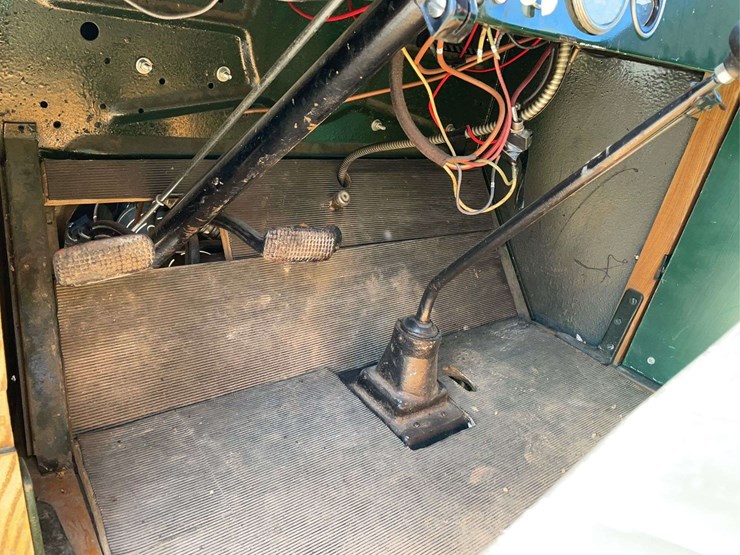 chevrolet-stake-bed-truck-image-52